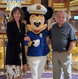 Meet your Posher, Lisa